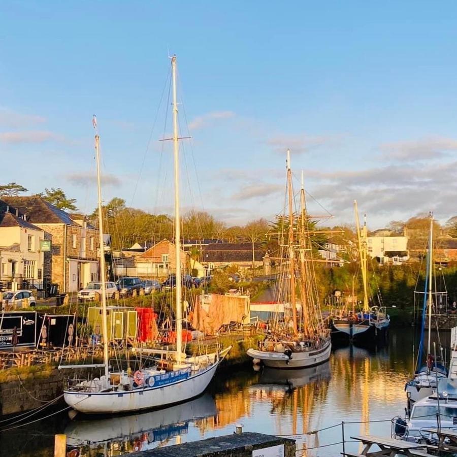 Hotel Stunning Yacht Sea Lion In Charlestown Harbour, Cornwall Exteriér fotografie